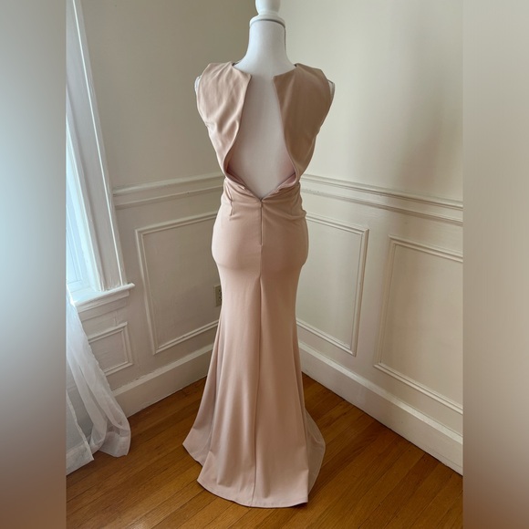 Lulu’s Utterly Smitten Blush Cutout Side Maxi Dress - Picture 5 of 7